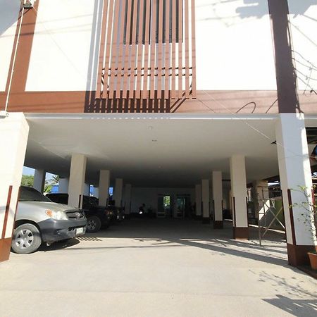 Siriwat Apartment Chiang Mai Zewnętrze zdjęcie