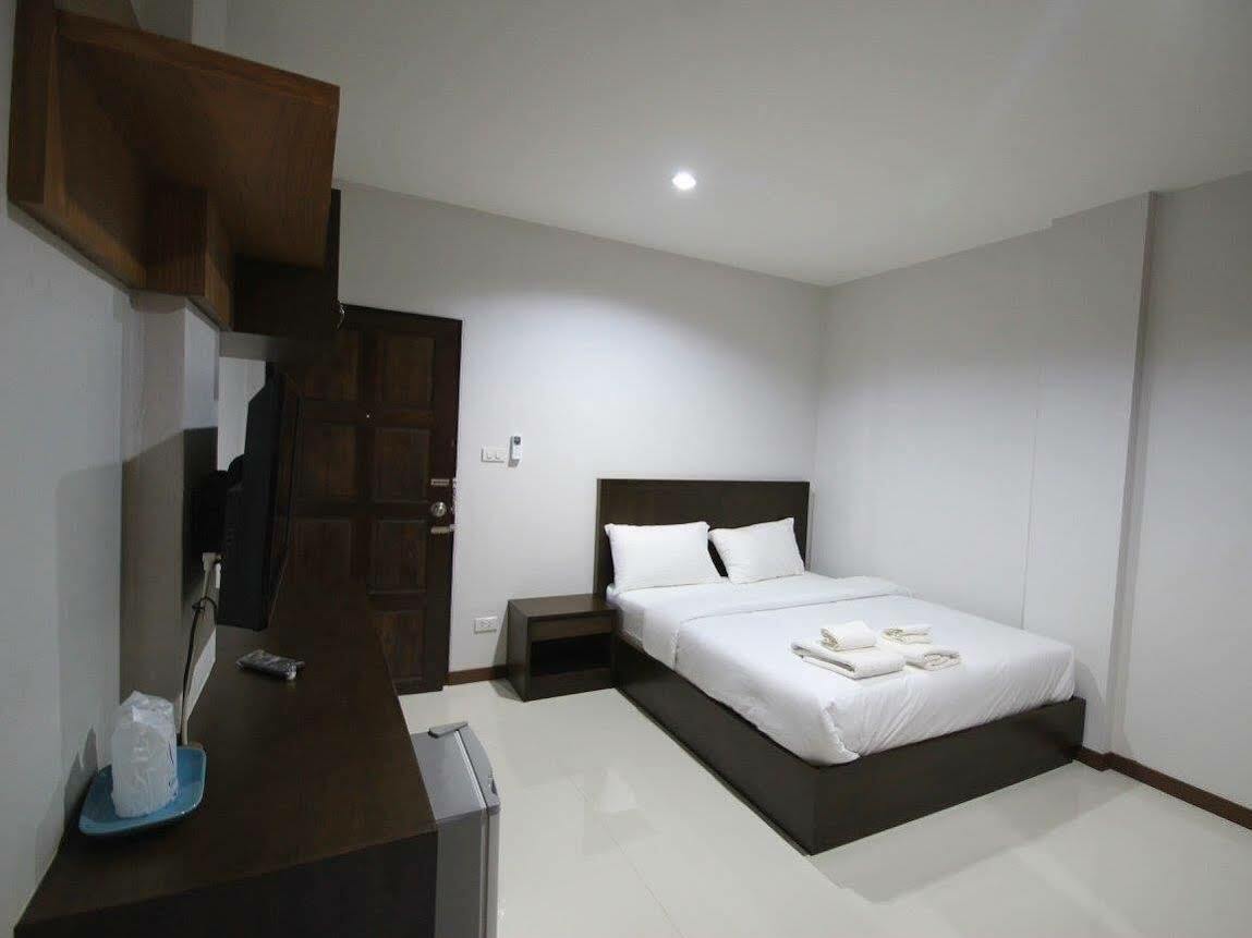 Siriwat Apartment Chiang Mai Zewnętrze zdjęcie