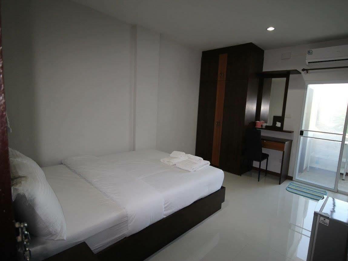 Siriwat Apartment Chiang Mai Zewnętrze zdjęcie
